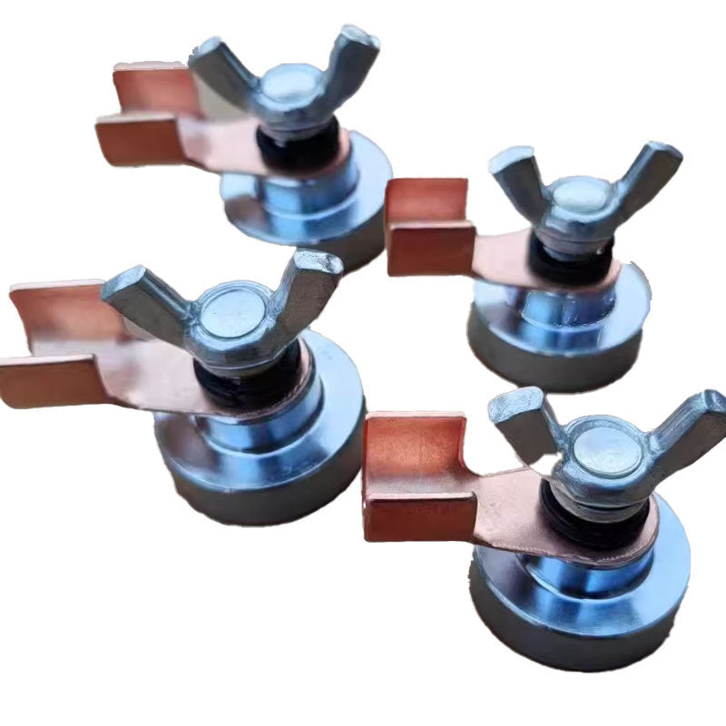 Stabilní magnetická svařovací zemnicí svorka pro spolehlivé řešení uzemnění