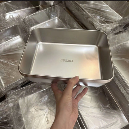 Nádoba z nerezové oceli 304 o objemu 2500 ml – Bezpečné a praktické řešení pro uchovávání potravin (25×20×6 cm)